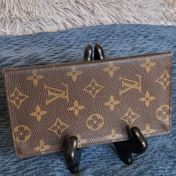 Louis Vuitton Monogram Canvas Brazza Long Wallet - Picture 2 of 11